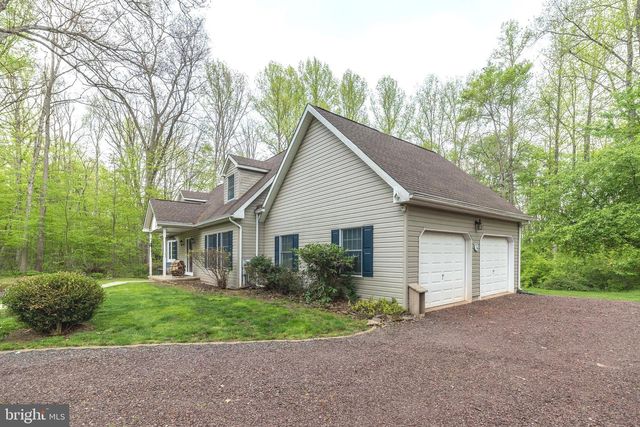540 BLACK WALNUT DR, Quakertown, PA 18951