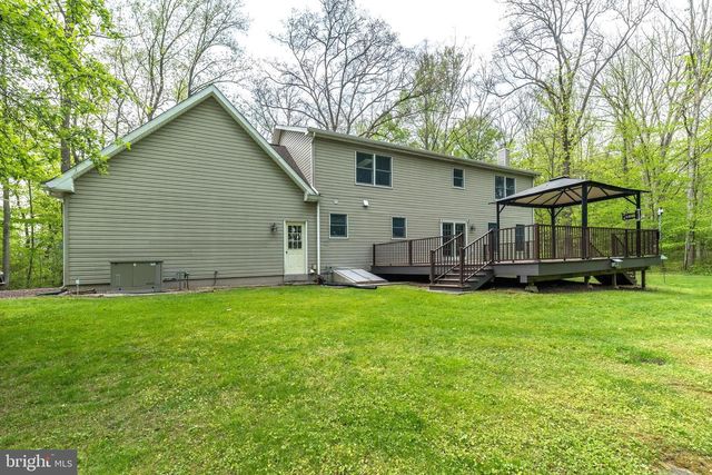 540 BLACK WALNUT DR, Quakertown, PA 18951