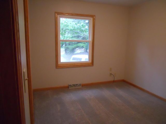 3665 Oakgreen Avenue N, Stillwater, MN 55082