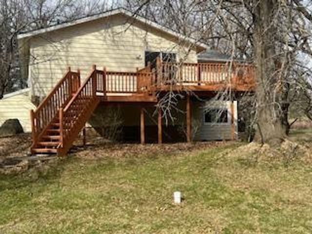 3665 Oakgreen Avenue N, Stillwater, MN 55082