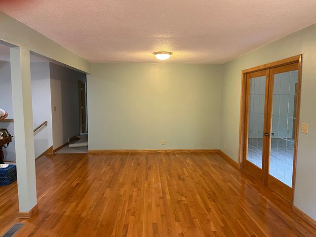 3665 Oakgreen Avenue N, Stillwater, MN 55082