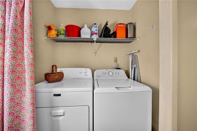 810 Tuxworth Circle, Decatur, GA 30033