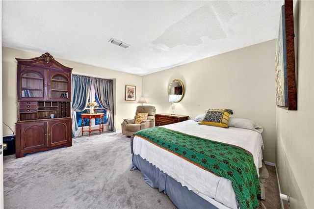 810 Tuxworth Circle, Decatur, GA 30033
