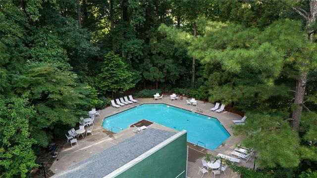 810 Tuxworth Circle, Decatur, GA 30033
