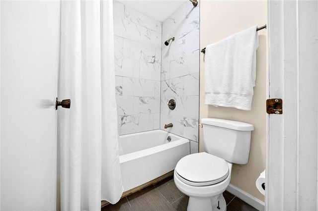 810 Tuxworth Circle, Decatur, GA 30033