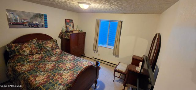 1568 E 16th AVE, Post Falls, ID 83854
