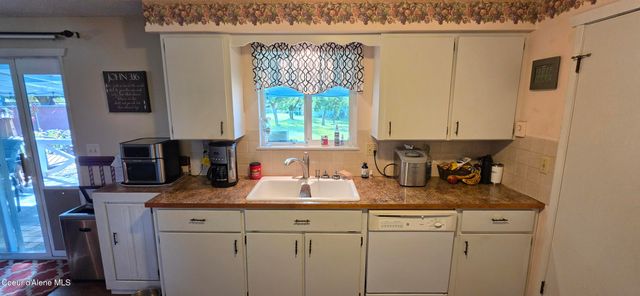 1568 E 16th AVE, Post Falls, ID 83854