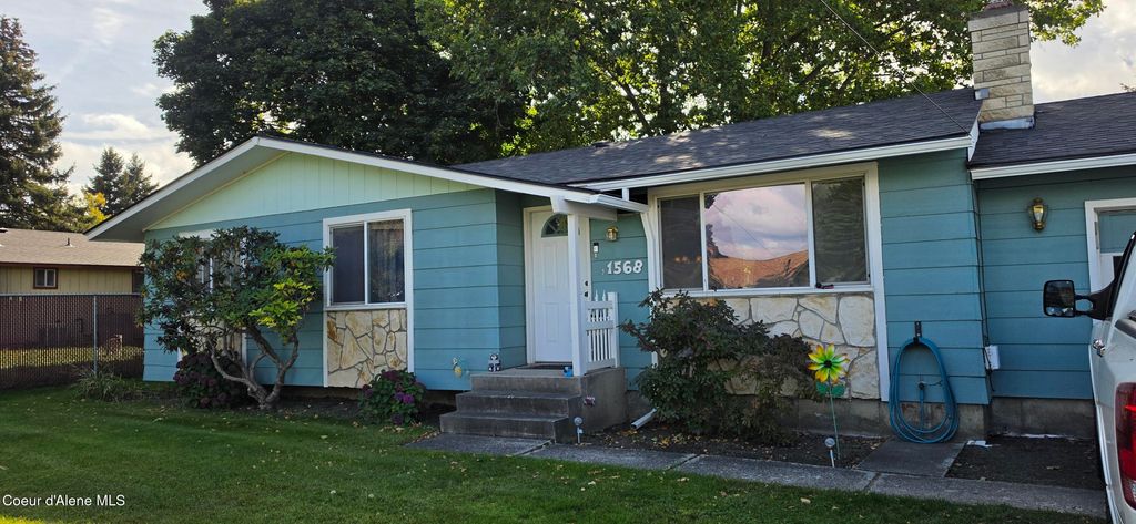 1568 E 16th AVE, Post Falls, ID 83854