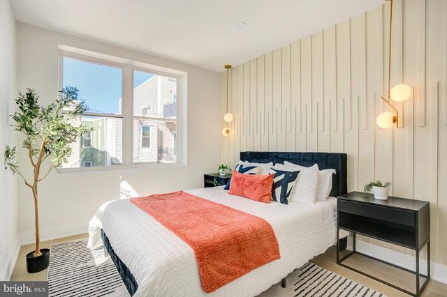 1924 S LAMBERT ST, Philadelphia, PA 19145