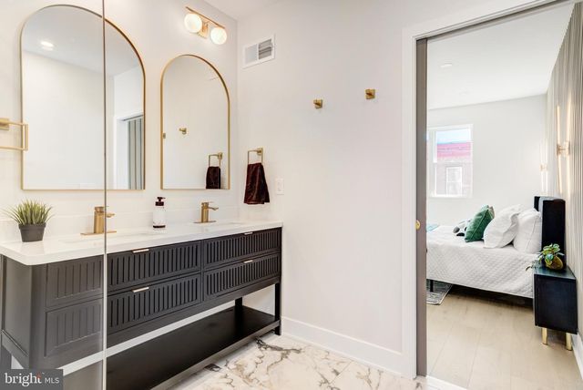 1924 S LAMBERT ST, Philadelphia, PA 19145