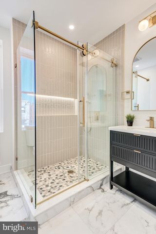 1924 S LAMBERT ST, Philadelphia, PA 19145