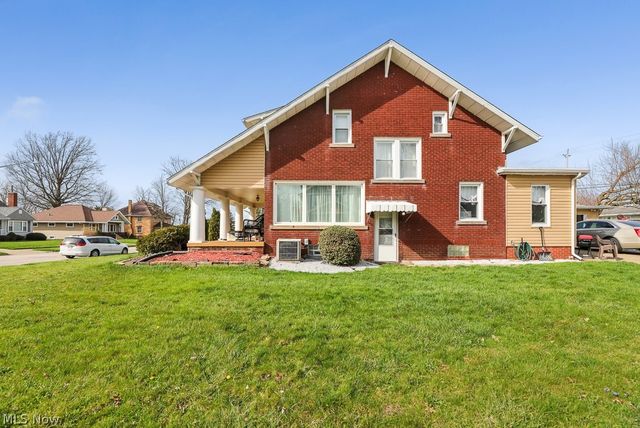 2144 Ridgewood Avenue, Alliance, OH 44601