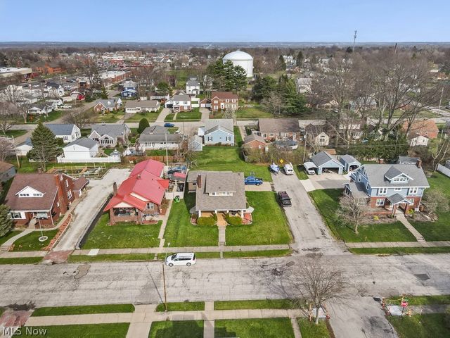2144 Ridgewood Avenue, Alliance, OH 44601