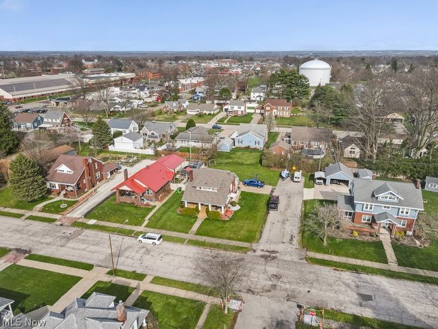 2144 Ridgewood Avenue, Alliance, OH 44601