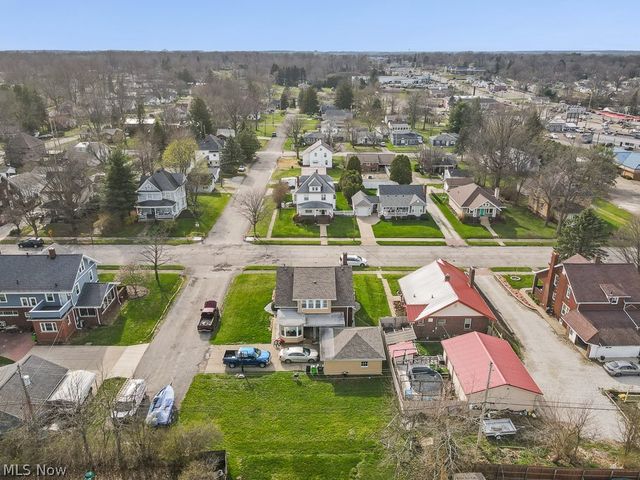 2144 Ridgewood Avenue, Alliance, OH 44601
