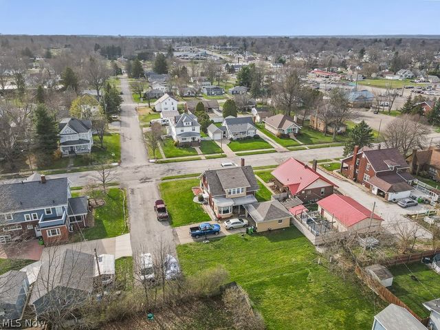 2144 Ridgewood Avenue, Alliance, OH 44601