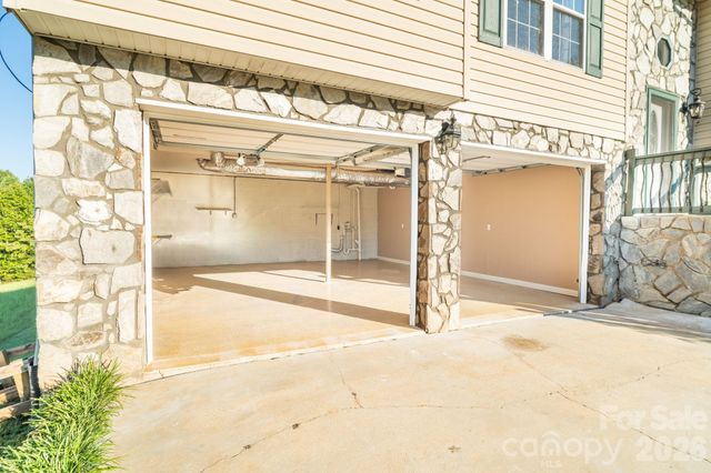 1260 Star Lane, Morganton, NC 28655