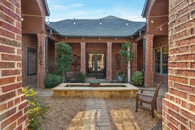 4713 Clydesdale Drive, Flower Mound, TX 75028