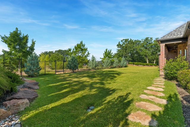 4713 Clydesdale Drive, Flower Mound, TX 75028