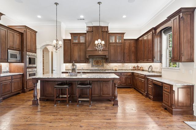 4713 Clydesdale Drive, Flower Mound, TX 75028