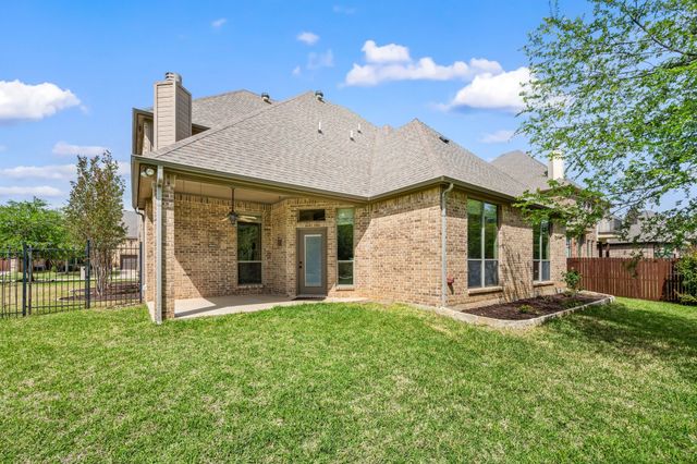 9300 Wood Duck Drive, Fort Worth, TX 76118