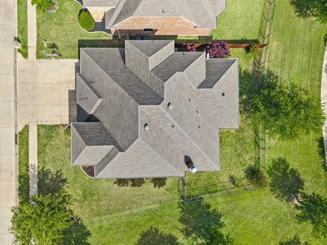 9300 Wood Duck Drive, Fort Worth, TX 76118