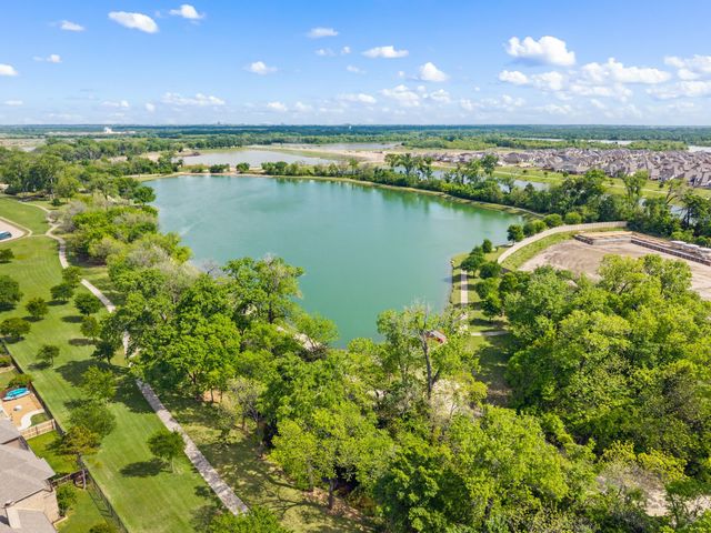 9300 Wood Duck Drive, Fort Worth, TX 76118