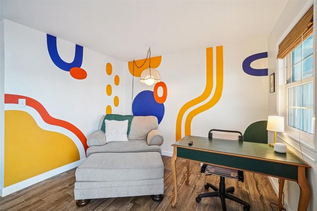 4822 COQUINA KEY DRIVE SE B, St Petersburg, FL 33705