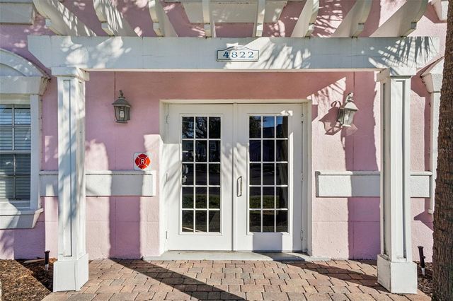 4822 COQUINA KEY DRIVE SE B, St Petersburg, FL 33705