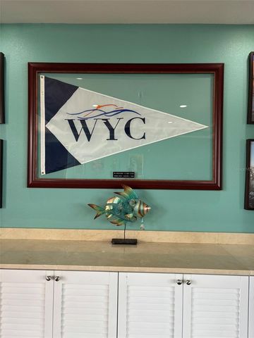 4822 COQUINA KEY DRIVE SE B, St Petersburg, FL 33705