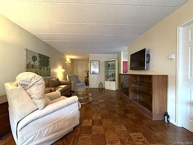 1085 Warburton Avenue 820, Yonkers, NY 10701