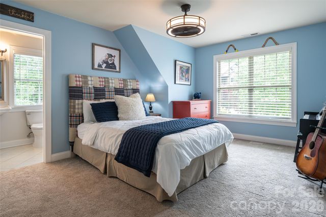75 Ledgestone Drive, Fairview, NC 28730
