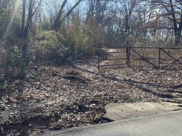 175 E WINDSOR RD, Memphis, TN 38109