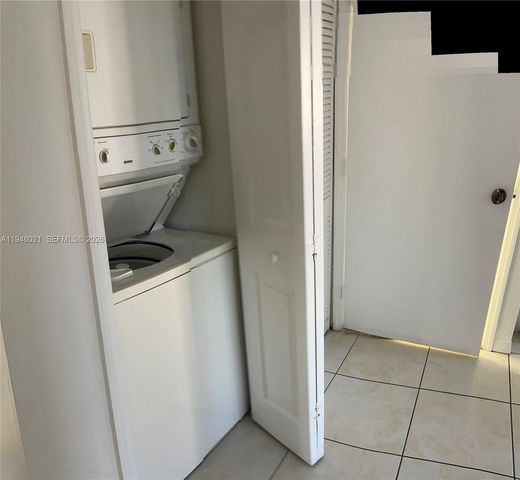 1270 SE 31st Ct 101-35, Homestead, FL 33035