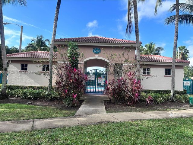 1270 SE 31st Ct 101-35, Homestead, FL 33035