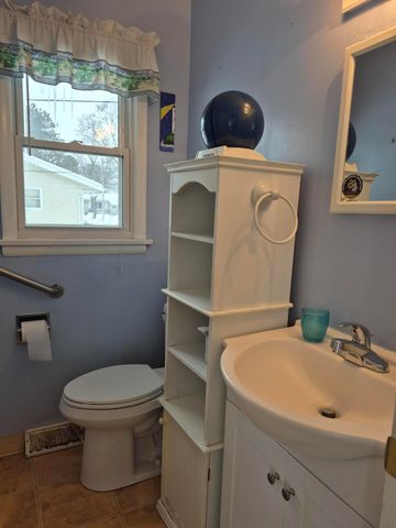 3288 Hanley Road, Muskegon, MI 49441