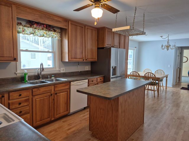 3288 Hanley Road, Muskegon, MI 49441