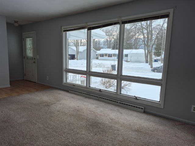 3288 Hanley Road, Muskegon, MI 49441