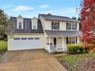 6108 Burlwood Rd, Knoxville, TN 37921