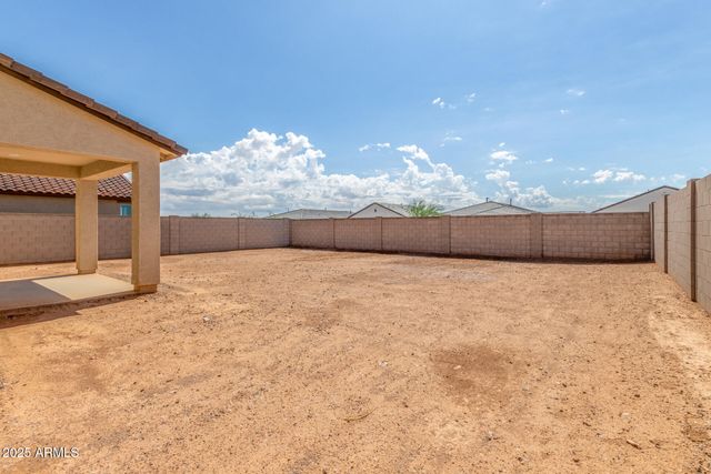 15151 W Gray Fox Trail, Surprise, AZ 85387