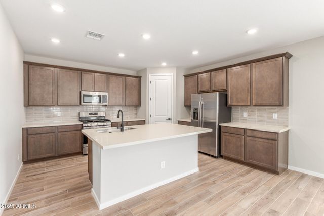 15151 W Gray Fox Trail, Surprise, AZ 85387