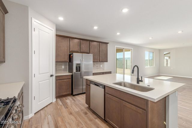 15151 W Gray Fox Trail, Surprise, AZ 85387