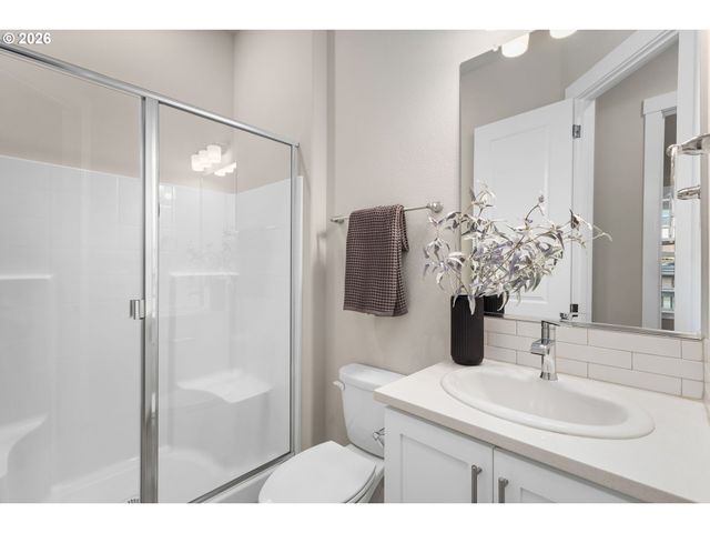 15404 Nw ORCHID St, Portland, OR 97210