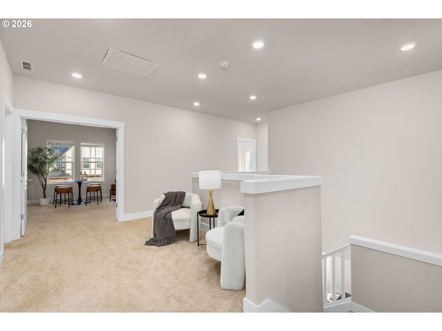 15404 Nw ORCHID St, Portland, OR 97210