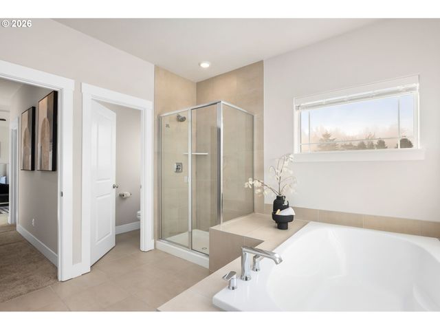 15404 Nw ORCHID St, Portland, OR 97210