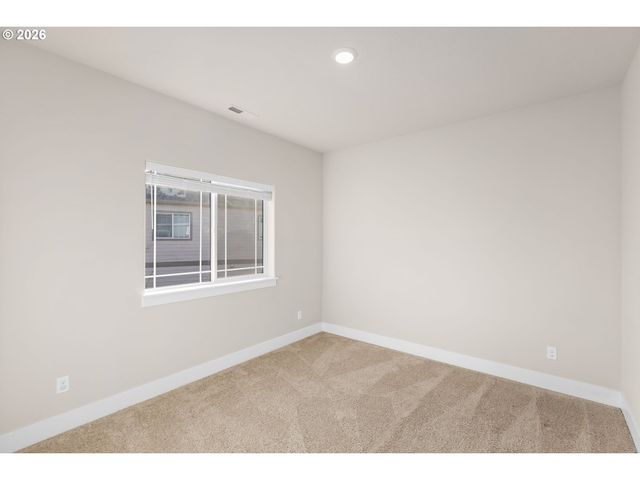 15404 Nw ORCHID St, Portland, OR 97210