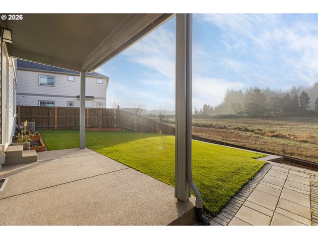 15404 Nw ORCHID St, Portland, OR 97210