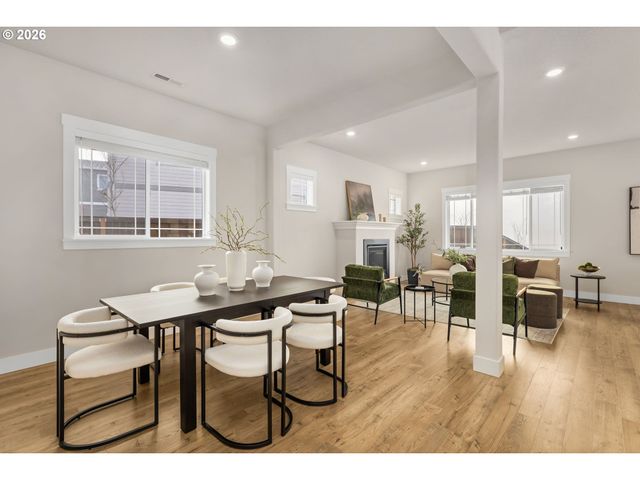 15404 Nw ORCHID St, Portland, OR 97210