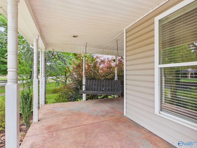 501 Prospect Drive SE, Decatur, AL 35601