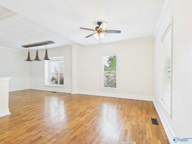501 Prospect Drive SE, Decatur, AL 35601